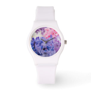 Montre Gros plan sur une plante de jacinthe