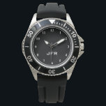Montre homme avec monogramme personnalisé de 3 let<br><div class="desc">Montre homme avec 3 lettres personnalisées de nom monogramme. Design épuré noir et blanc avec cadran classique romain et typographie moderne. Beau design masculin pour hommes et garçons masculins. Un élégant mélange de design moderne et traditionnel. Écran de luxe haut de gamme classe look pièce temps. Créez vos propres montres...</div>
