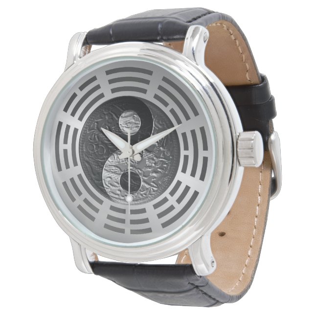 Montre Huit Trigrammes Yin Yang Dragon Embossé (Incliné)