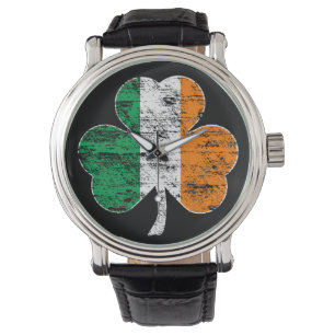 Montre irlandaise de shamrock de drapeau affligée