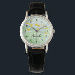 Montre Jolies marguerites dans un champ Photo sur un<br><div class="desc">Une montre avec une photo fraîche et estivale représentant une collection de marguerites sauvages avec de grands centres jaunes poussant dans un champ vert.</div>