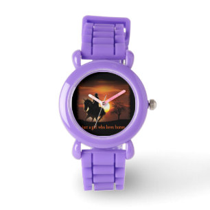 Montre juste une fille qui aime les chevaux