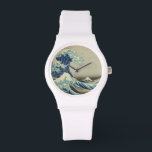 Montre La Grande Vague au large de Kanagawa<br><div class="desc">The Great Wave Watch The Great Wave off Kanagawa, aussi connu sous le nom de The Great Wave ou simplement The Wave, est une gravure en bois de l'artiste japonais Katsushika Hokusai. Exemple de l'art ukiyo-e, il a été publié entre 1830 et 1833 comme le premier dans la série de...</div>