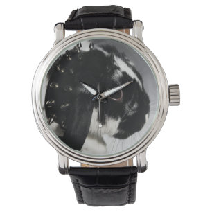 Montre Lapin noir et blanc avec le collier clouté
