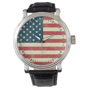 Montre Le drapeau américain âgé s'est fané