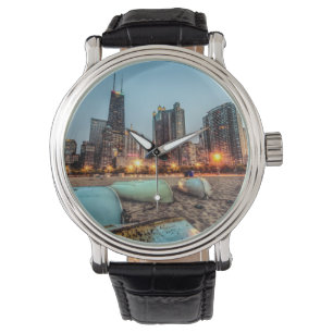 Montre Les canoës sur la rue de chêne échouent après