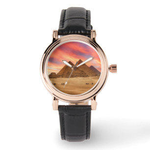 Montre Les monuments Les grandes pyramides