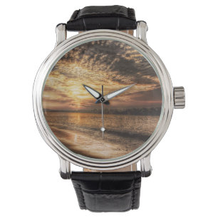 Montre Lever du soleil de la superbe plage
