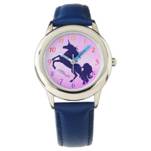 Montre Licorne bleue étoilée sur le rose