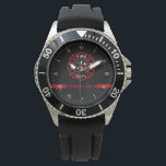 Montre Ligne rouge mince Nom personnalisé Frappe pompier<br><div class="desc">Vous faites partie de la fraternité et de la fraternité de la secourt du feu. Célébrez cela avec cette montre personnalisée qui met votre nom en rouge le long de la ligne rouge mince continue le long du centre inférieur de la montre. Plus près du centre, le symbole classique des...</div>