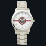 Montre Ligne rouge mince Secourt incendie Customisée Thèm<br><div class="desc">Une élégante montre à rayures blanches et rouges avec une tache pour le vôtre ou le nom de votre destinataire. En dessous se trouve un symbole classique de la Croix Maltaise secourue au feu qui repose à l'intérieur du centre de la montre. Un grand cadeau pour toute personne qui fait...</div>