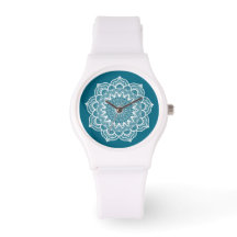 Mandala blanc sur fond bleu
