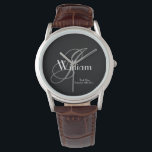 Montre Mariage Best Man Cadeau Moderne Monogramme Nom Coo<br><div class="desc">Mariage Best Man Cadeau Moderne Monogramme Et Nom Cool Classic Watch. Customisez-le pour cette touche spéciale supplémentaire à votre cadeau Best Man. Cliquez sur personnaliser ce modèle pour le customiser avec votre nom de famille monogramme initial, prénom et date rapidement et facilement. Mariage Best Man Gift Modern Monogram Nom Cool...</div>