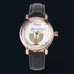 Montre Menorah d'or<br><div class="desc">Montre en cuir noir carré parfaite pour femmes avec l’image d’une menorah dorée dans un cadre doré avec les étoiles de David en or, et sentiment de vacances en option. Voir bouton carré correspondant, charme carré et porte - clé acrylique carré double face. Voir l'ensemble de la collection Hanoukka Watch...</div>