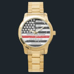 Montre Mince ligne rouge personnalisée pompier retraite<br><div class="desc">Célébrez et montrez votre reconnaissance à un pompier exceptionnel avec cette Mince Red Line Firefighter Retirement Watch - Drapeau américain dans les couleurs du drapeau de pompier, conception en détresse. Parfait pour les récompenses de service, les cadeaux d'anniversaire pour pompiers et les cadeaux de retraite pour pompiers. Personnalisez cette montre...</div>