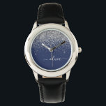 Montre Monogramme à Parties scintillant étincelante en ar<br><div class="desc">Parties scintillant à étincelles bleu marine et argent Script Monogramme Nom Monographie. Cela rend le cadeau parfait pour 16 ans,  mariage,  douche nuptiale,  anniversaire,  baby shower ou bachelorette pour quelqu'un qui aime le luxe glam et les styles chic.</div>