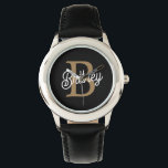 Montre Monogramme moderne élégant Nom Black Gold Script<br><div class="desc">Le Monogram Name Black Gold Script Watch est une montre sophistiquée qui combine fonctionnalité et luxe. Il présente un visage de montre noir élégant, orné d'un nom monogramme de script or élégant, créant un look raffiné et personnalisé. Cette montre est conçue pour ajouter une touche d'élégance à toute tenue, ce...</div>