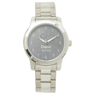 Montre nerd de main de l'infini de