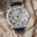 Montre Nom photo personnalisé moderne<br><div class="desc">Personnalisez avec le nom et la photo d'un proche pour créer un cadeau unique. Conçu par Thisisnotme©</div>