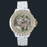 MONTRE OTTERS<br><div class="desc">Une aquarelle design d'une paire de petites loutres très mignonnes.</div>