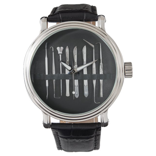 Montre Outils d'embaumement d'antiquités assortis (devant)