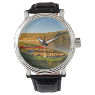 Montre Pagaie le long des falaises blanches du Missouri