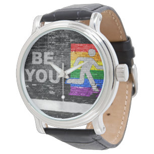 Montre Panneau urbain aux couleurs de la fierté arc-en-ci