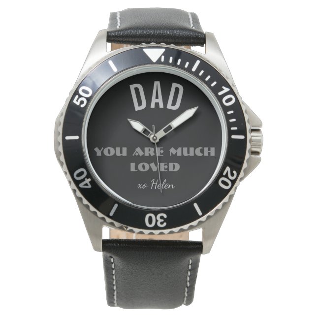 Montre 'Papa Tu Es Très Aimé' Nom en Écriture Gras Classi (devant)