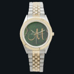 Montre Parties scintillant d'or vert chic Agate Monogramm<br><div class="desc">Cette montre chic monogrammed personnalisée dispose d'un arrière - plan moderne vert agate accentué de parties scintillant fausse or. Personnalisez votre monogramme initial en calligraphie manuscrite en écriture d'or avec votre nom ci-dessus. Un cadeau féminin unique pour l'anniversaire, les fêtes et toute occasion spéciale. Conçu pour vous par des Tee...</div>