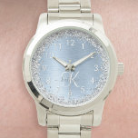 Montre Parties scintillant en argent brossé bleu Nom du m<br><div class="desc">Personnalisez facilement ce design de montre chic branché avec une jolie parties scintillant brillante en argent sur un arrière - plan métallique brossé bleu.</div>