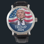 Montre Photo Donald Trump - Président<br><div class="desc">Un design classique avec une photo de l'homme candidat à la présidence. Il est candidat aux élections primaires républicaines. Photo originale de Gage Skidmore, </div>