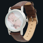Montre Photo du bébé nouveau-né et nom<br><div class="desc">Offrez-lui un cadeau qu'elle chérira et gardera,  personnalisez cette montre pour femmes avec sa photo préférée de bébé. Customisez le nom sur ce eWatch.</div>