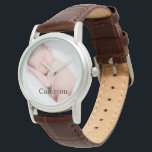 Montre Photo du bébé nouveau-né et nom<br><div class="desc">Offrez-lui un cadeau qu'elle chérira et gardera, personnalisez cette montre pour femmes avec sa photo préférée de bébé. Customisez le nom sur ce eWatch.</div>