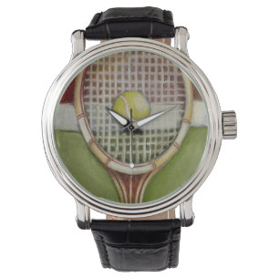 Montre Raquette de tennis avec balle posée sur le court