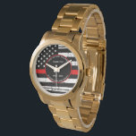 Montre Retraite personnalisée des pompiers Mince ligne ro<br><div class="desc">Célébrez et montrez votre reconnaissance à un pompier exceptionnel avec cette Mince Red Line Firefighter Retirement Watch - Drapeau américain dans les couleurs du drapeau de police, dessin en détresse . Parfait pour les prix de service et les cadeaux de retraite de pompier, anniversaire de pompier du service des incendies....</div>