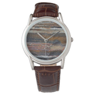 Montre réunie de formation de fer