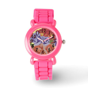 Montre roses rouges de fleurs et bourgeons roses floraux