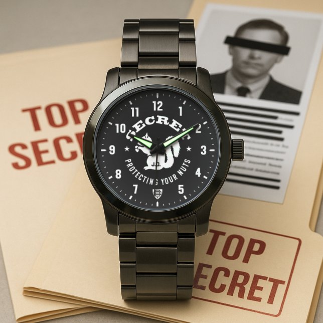 Montre Secret Squirrel Protecting Your Nuts Personalized (Secret Squirrel Protecting Your Nuts Personalized Stainless Steel Watch)