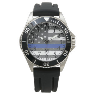 Montre Série Monogramme: La Ligne Bleue Mince.