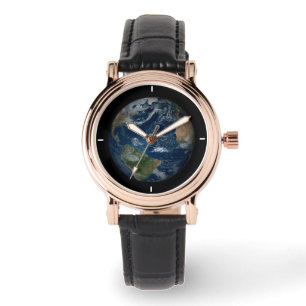Montre Terre Avec Nuages Et Glace De Mer