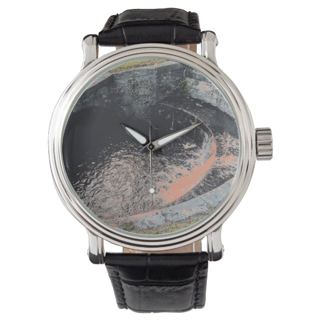 Montre Une piscine orange à Welshpool (devant)