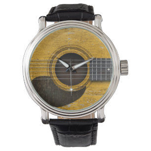 Montre Vieille guitare acoustique usée avec Pickguard