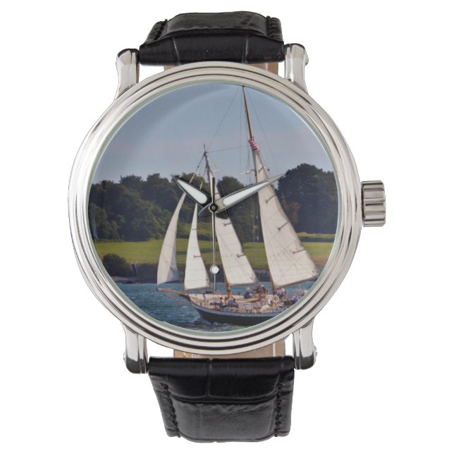 Montre Voile En Newport, Rhode Island, États-Unis (devant)