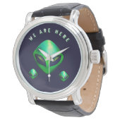 Montre "We Are Here" Green Alien head (Incliné)