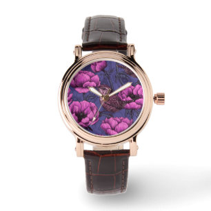 Montre Wrens dans le jardin de l'anémone