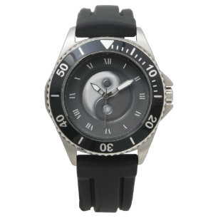 Montre ying yang avec des chiffres romains