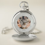 Montres De Poche Meilleur Chat Papa Classique Photo Simple<br><div class="desc">Ce design simple et classique est composé de typographie serif et d'ajouter une photo personnalisée.</div>