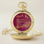 Montres De Poche Notes de musique or de retraite professeur de musi<br><div class="desc">Un cadeau de retraite simple et élégant pour une enseignante de musique féminine! Arrière - plan de couleur bordeaux chic et féminine avec des notes de musique fausse or. Modèle pour un nom, et le texte : Merci, lettres d'or. Le Merci est écrit avec un script de style manuel moderne....</div>