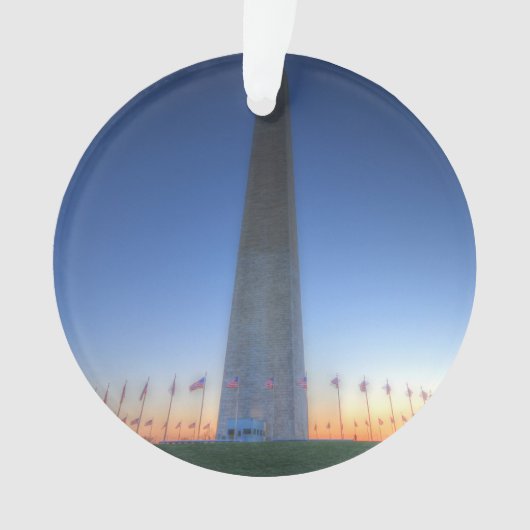Monument de Washington avec coucher de soleil oran (devant)