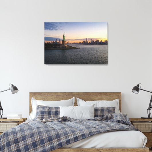 Monumenten | Statue of Liberty NYC Canvas Afdruk (Insitu (Slaapkamer))